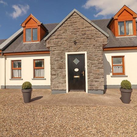 Cherry Blossom Cottage Ennis Exterior photo